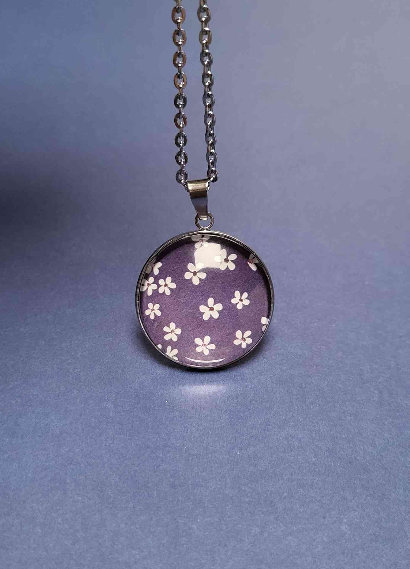 Cabochon Halskette Blumig