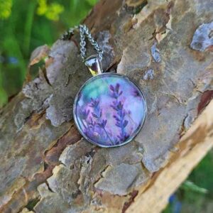 Cabochon Halskette Lavendel